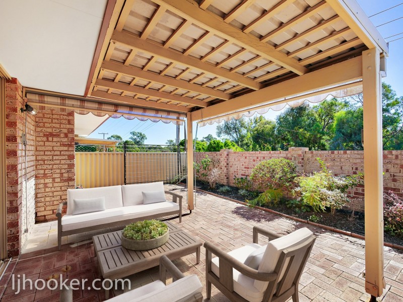 1/11 Petterson Avenue, Samson WA 6163