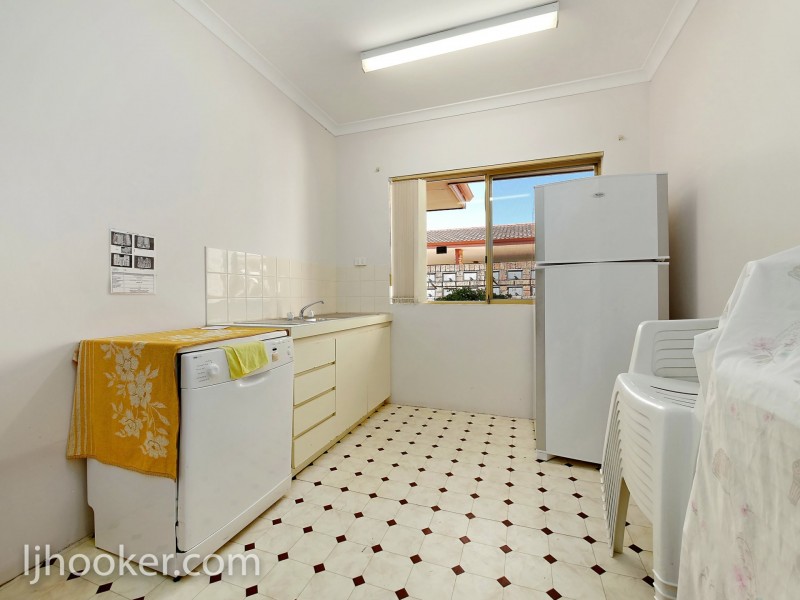 1/11 Petterson Avenue, Samson WA 6163