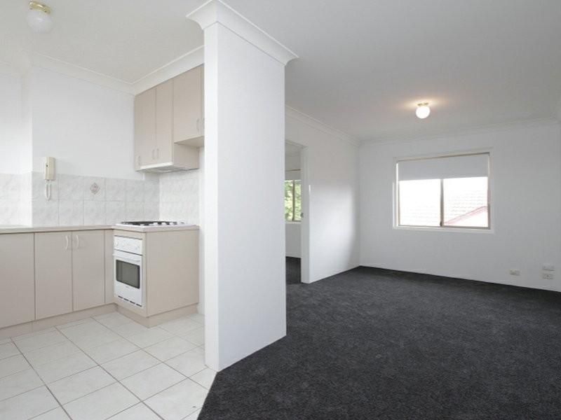 17/34 Comer Street, Como WA 6152