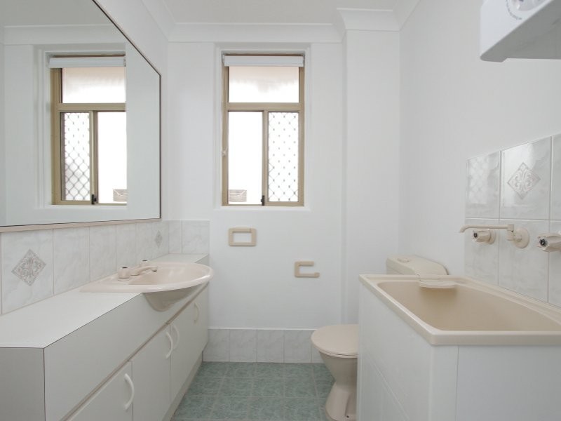 17/34 Comer Street, Como WA 6152