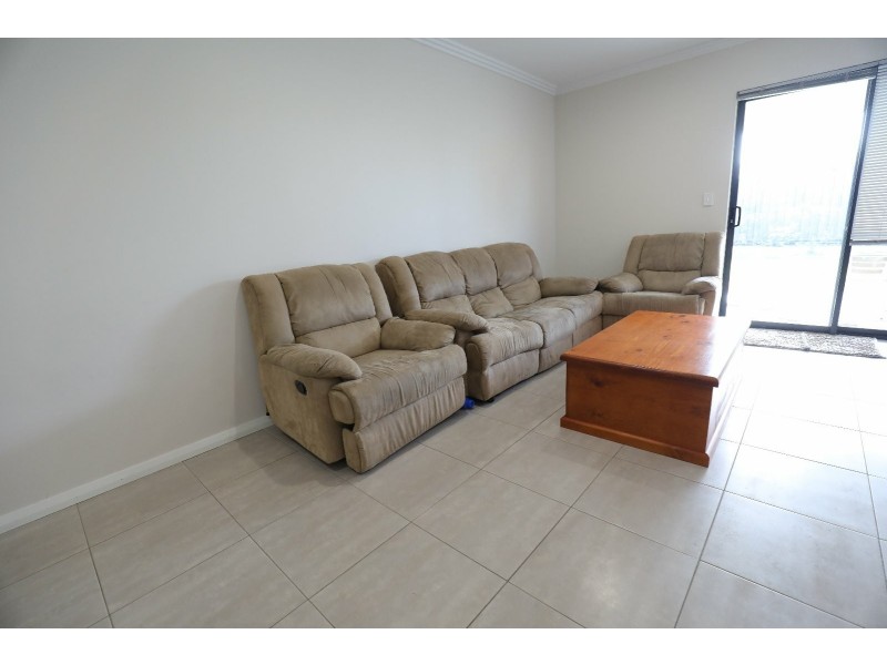 72 Hartfield Street, Queens Park WA 6107