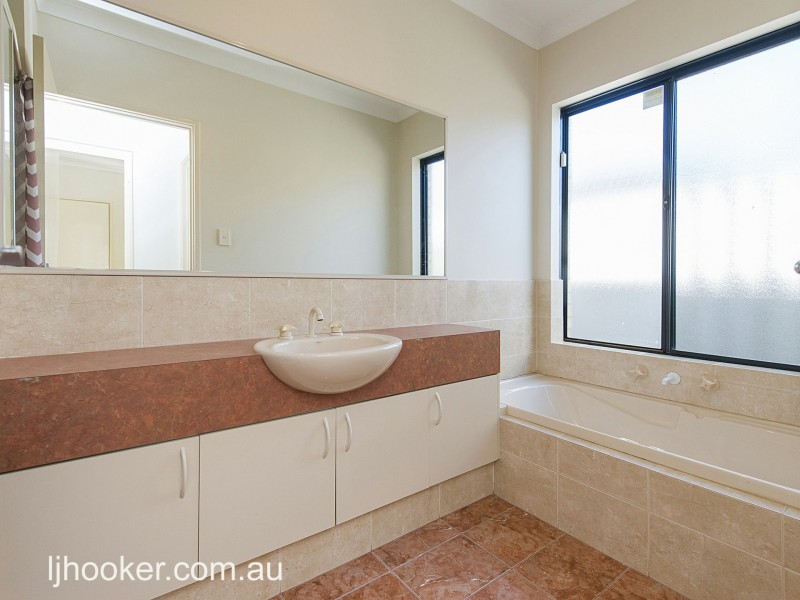 9G Doust Street, Cannington WA 6107