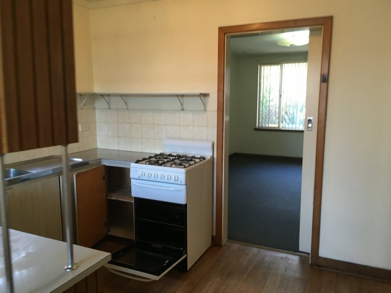 29 Coolgardie Street, St James WA 6102