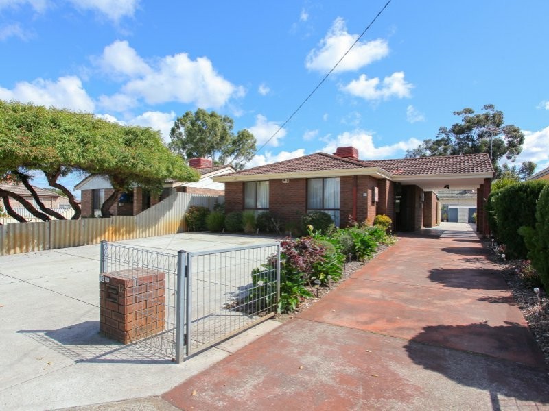 12 Dora Street, Queens Park WA 6107
