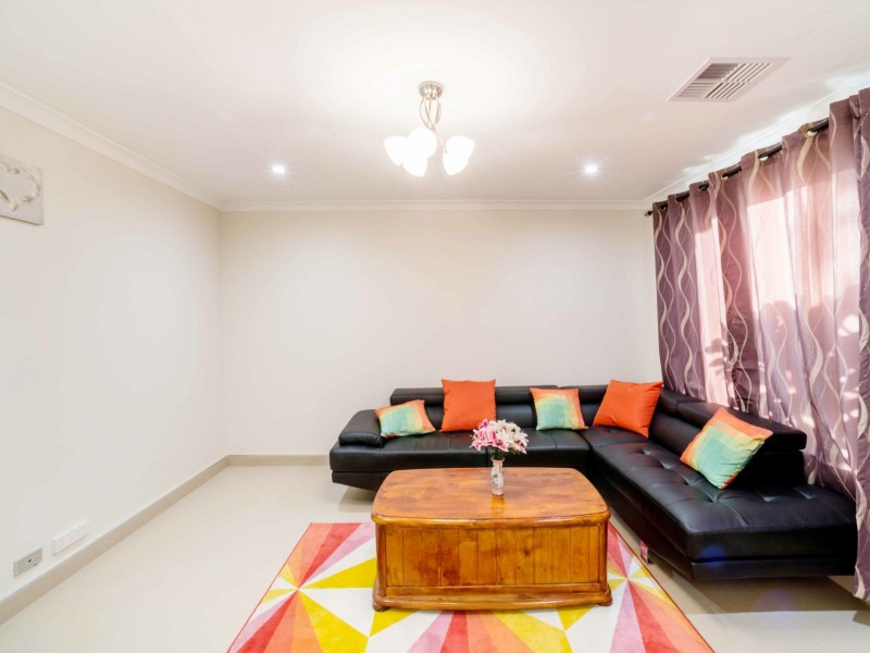 323 Wharf Street, Queens Park WA 6107