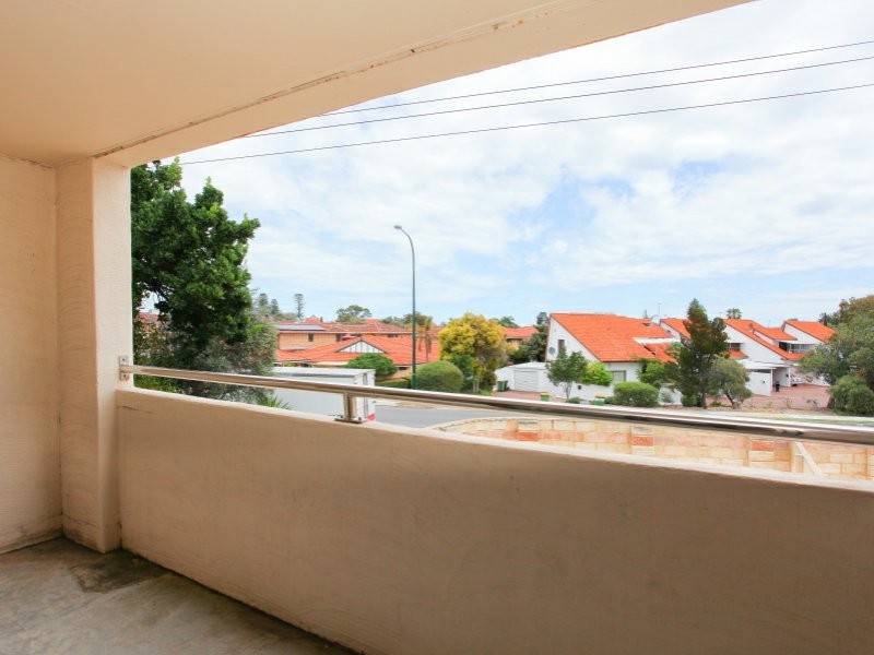 1/27 South Terrace, Como WA 6152