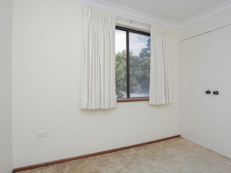 1/27 South Terrace, Como WA 6152