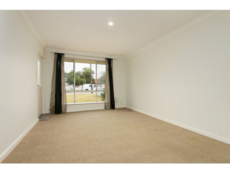 52 Gemini Way, Carlisle WA 6101