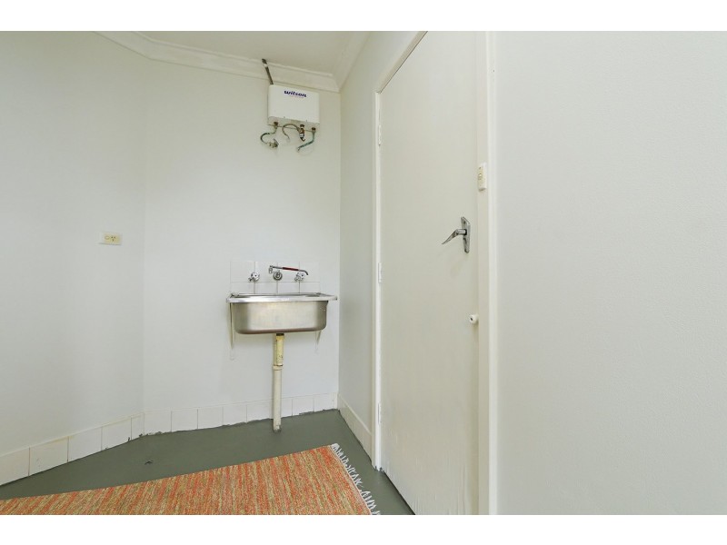 52 Gemini Way, Carlisle WA 6101