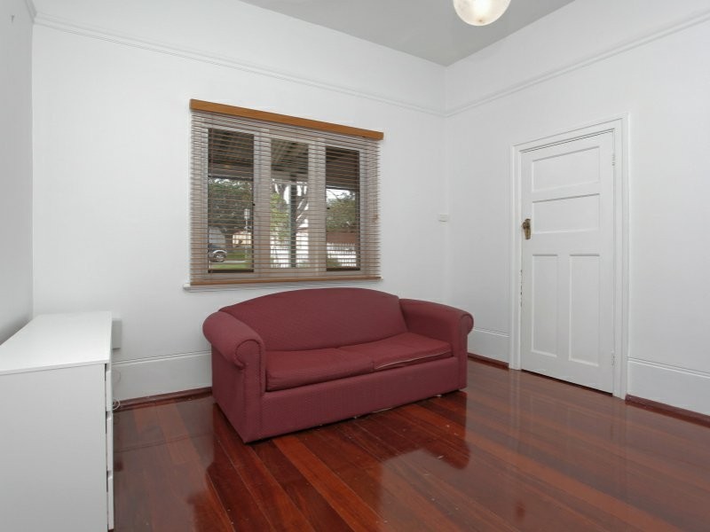 35 Sunbury Road, Victoria Park WA 6100