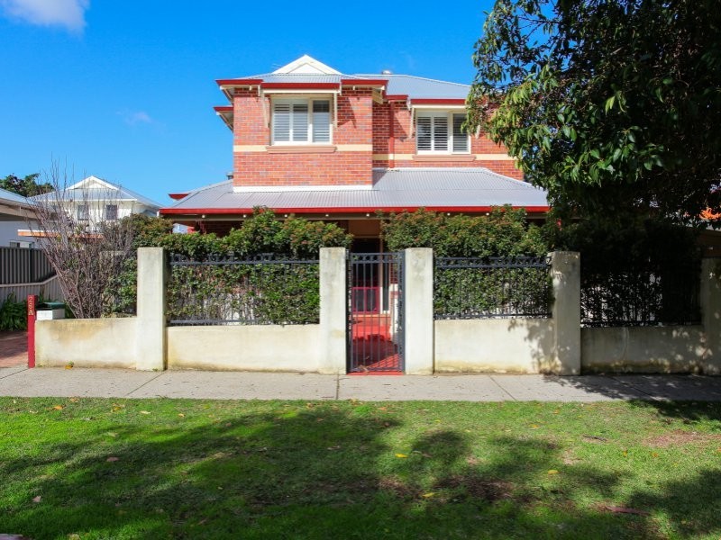 26 Tuam Street, Victoria Park WA 6100