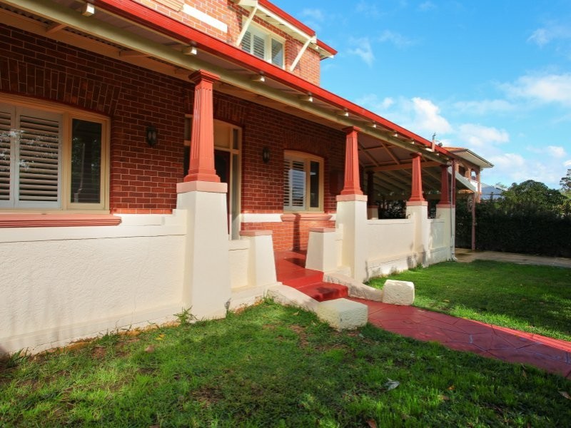 26 Tuam Street, Victoria Park WA 6100