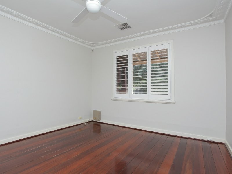 26 Tuam Street, Victoria Park WA 6100