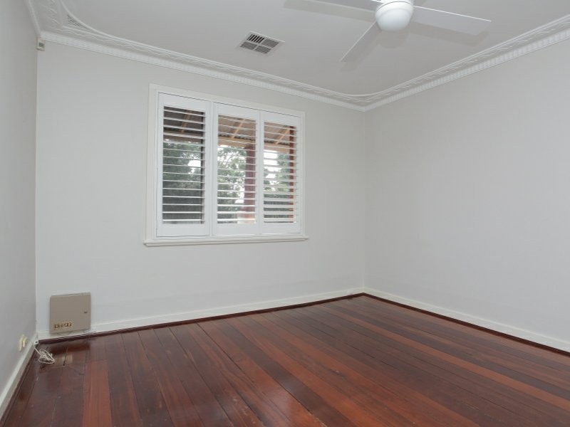 26 Tuam Street, Victoria Park WA 6100