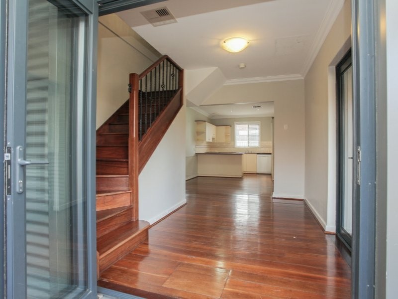 26 Tuam Street, Victoria Park WA 6100