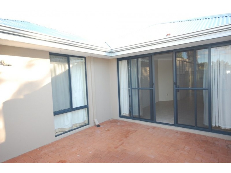 7/50 Norman Street, St James WA 6102