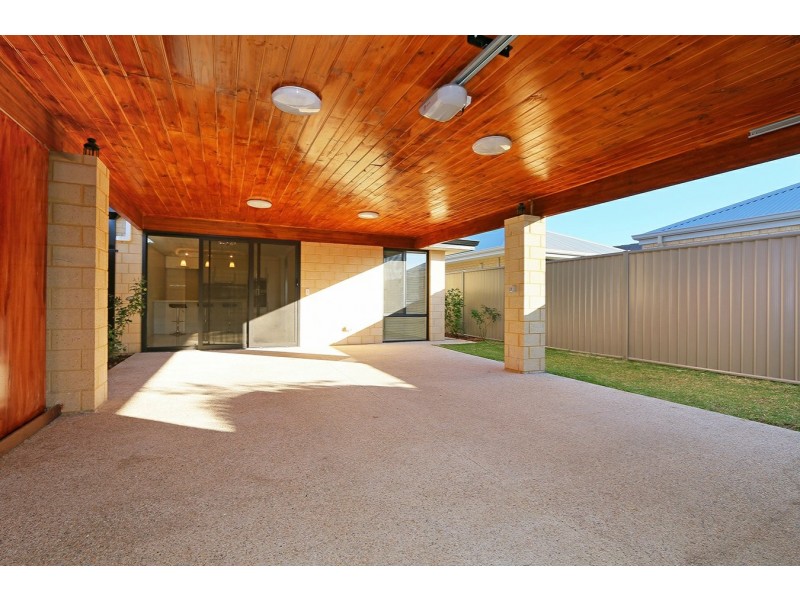 46 Jubilee Avenue, Success WA 6164