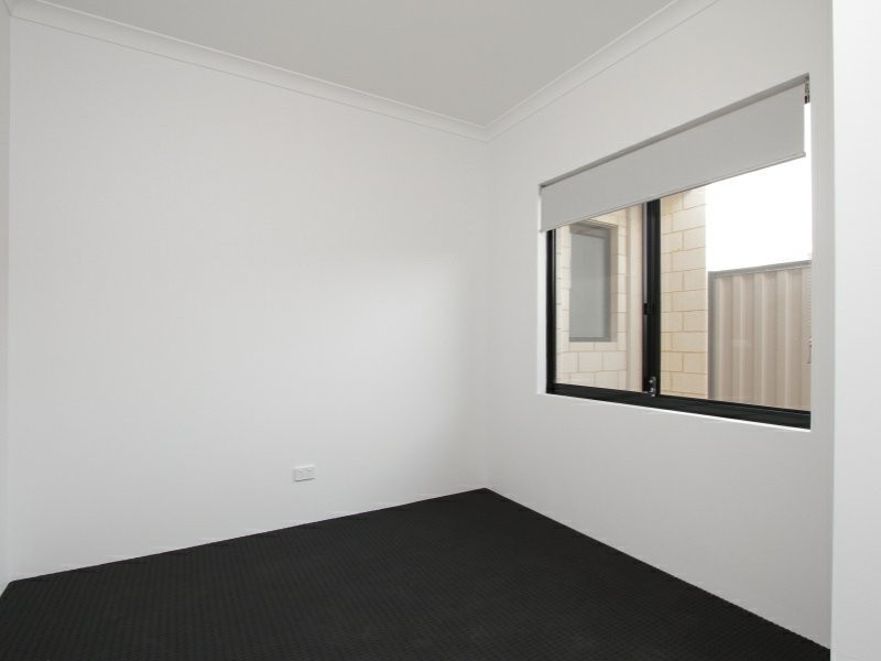 48 Villatella Gardens, Piara Waters WA 6112