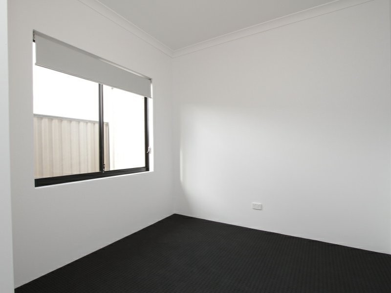 48 Villatella Gardens, Piara Waters WA 6112