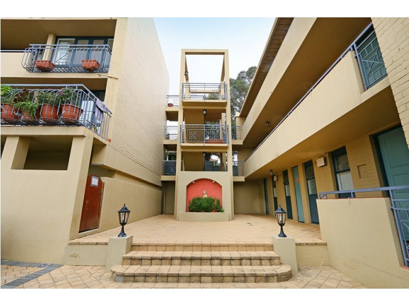 20/16 Hensman Street, South Perth WA 6151