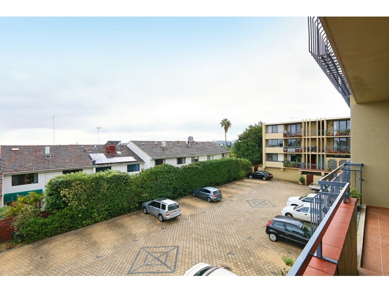 20/16 Hensman Street, South Perth WA 6151