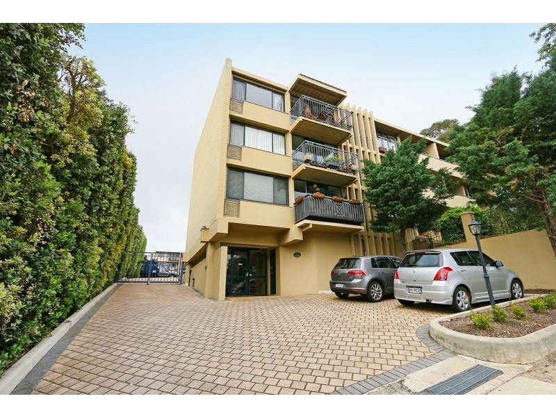20/16 Hensman Street, South Perth WA 6151