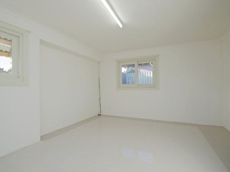 10 Gascoyne Drive, Gosnells WA 6110