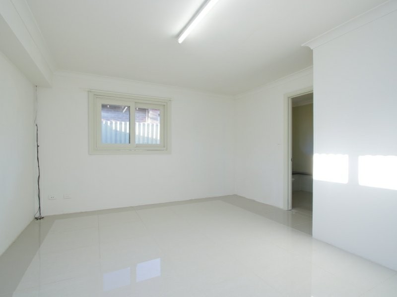 10 Gascoyne Drive, Gosnells WA 6110