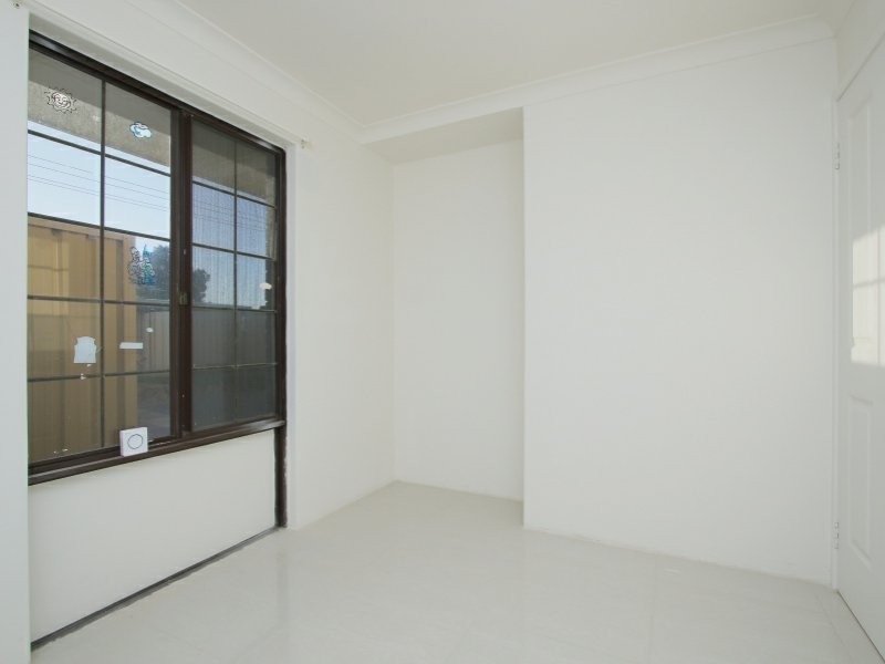 10 Gascoyne Drive, Gosnells WA 6110