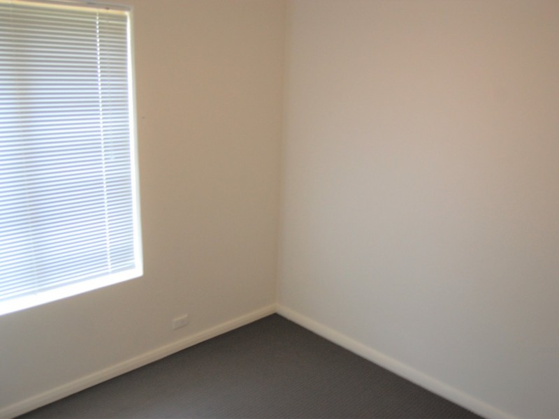 14 Finch Close, Langford WA 6147