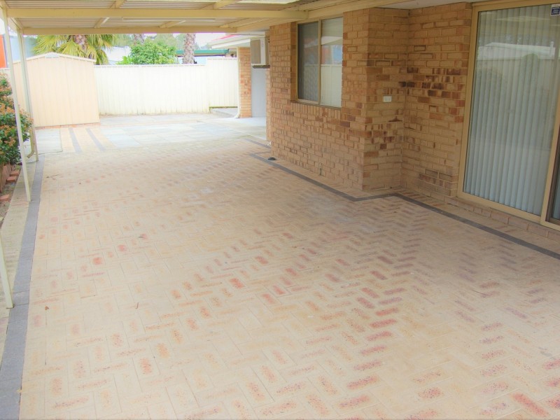 14 Finch Close, Langford WA 6147