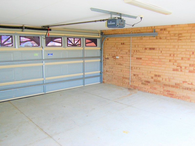 14 Finch Close, Langford WA 6147