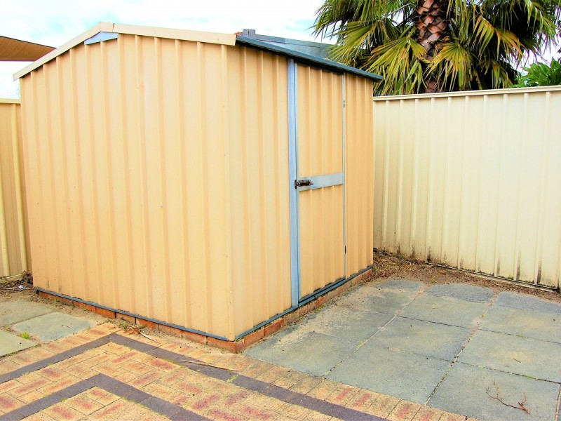 14 Finch Close, Langford WA 6147