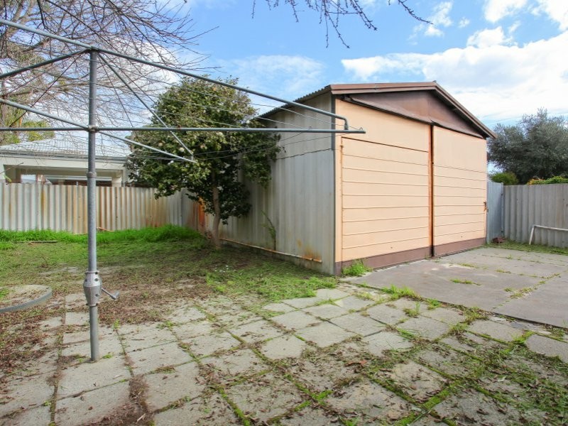 9 Paltridge Avenue, Carlisle WA 6101