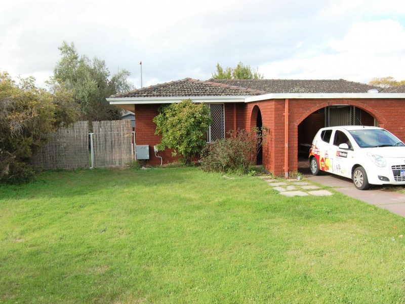 50 Asteroid Way, Carlisle WA 6101