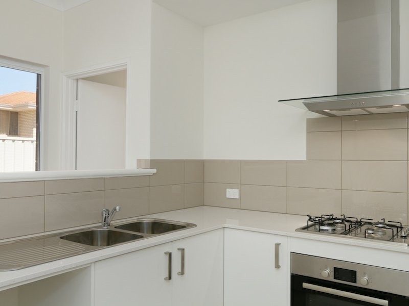 13B McMillan Street, Victoria Park WA 6100