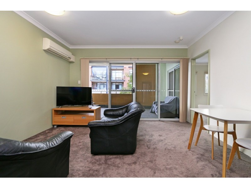 13/76 Newcastle Street, Perth WA 6000
