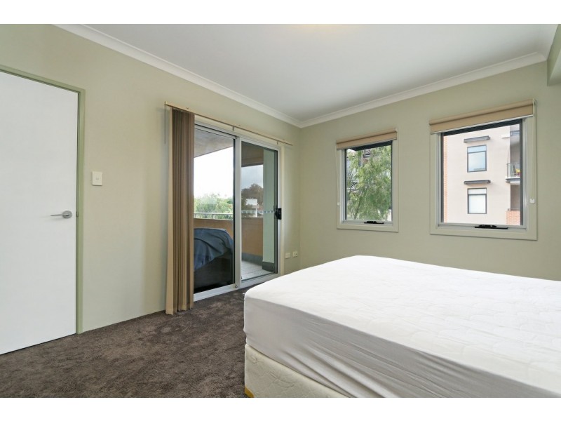 13/76 Newcastle Street, Perth WA 6000