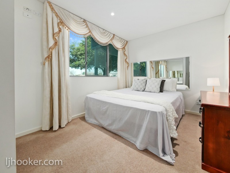 2/77 Armagh Street, Victoria Park WA 6100