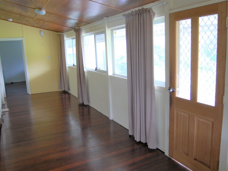 11 Wyndham Street, St James WA 6102