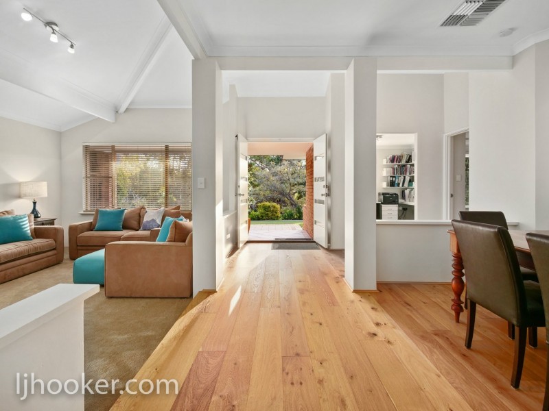 74 The Escarpment, Willetton WA 6155