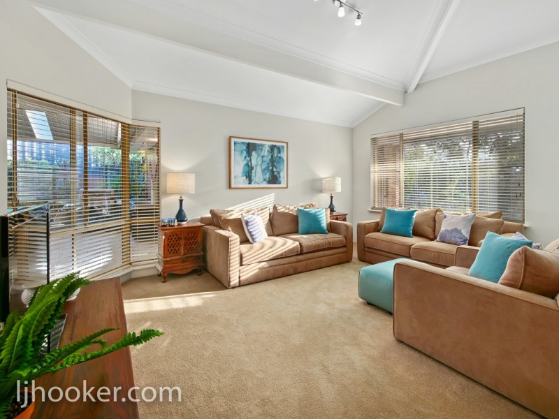 74 The Escarpment, Willetton WA 6155