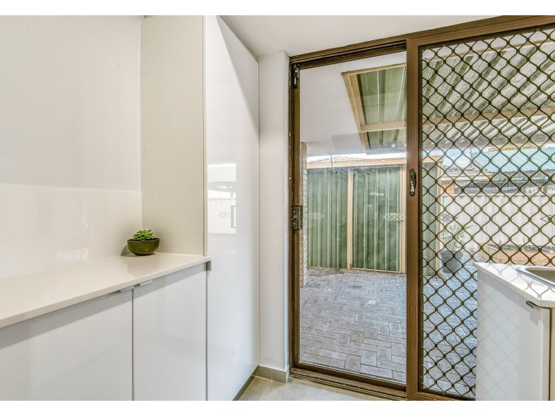 16 Constantine Way, Marangaroo WA 6064