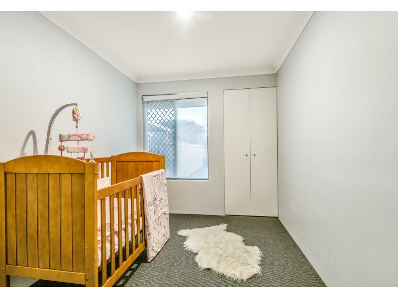 16 Constantine Way, Marangaroo WA 6064