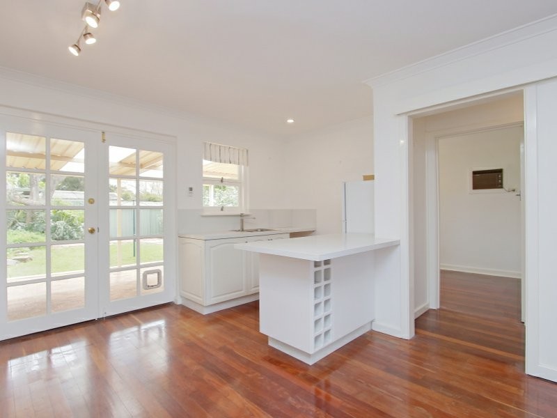 16A Brittain Street, Como WA 6152