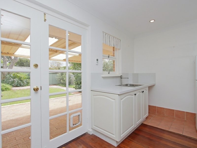 16A Brittain Street, Como WA 6152