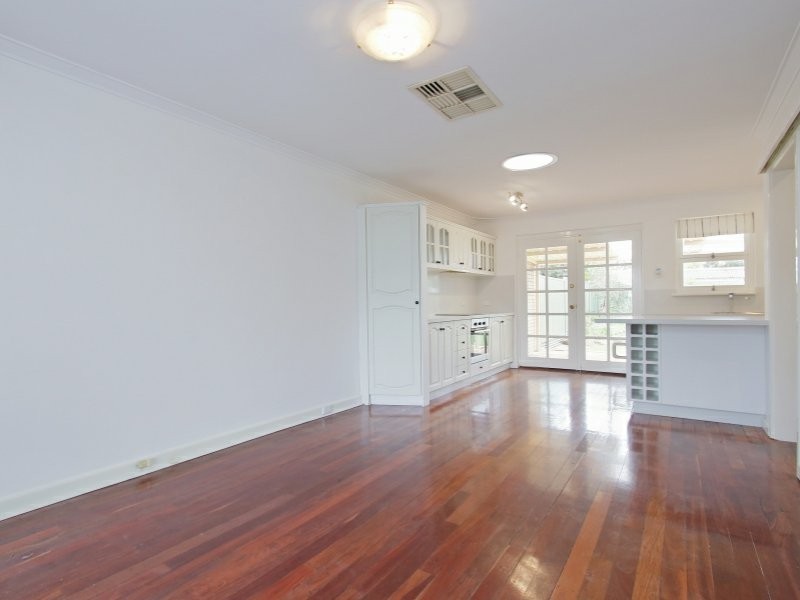 16A Brittain Street, Como WA 6152