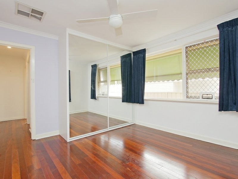 16A Brittain Street, Como WA 6152