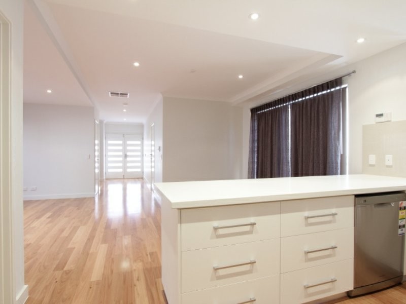 2/48 Leonard Street, Victoria Park WA 6100