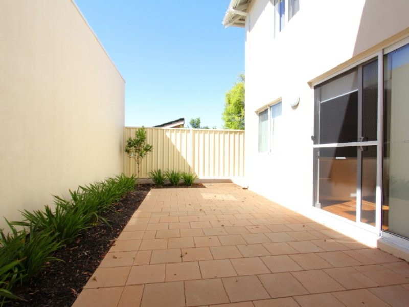 2/48 Leonard Street, Victoria Park WA 6100